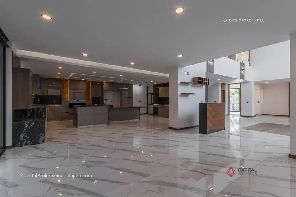 Casa de Lujo Nueva en Puerta del Bosque en Venta — foto 5