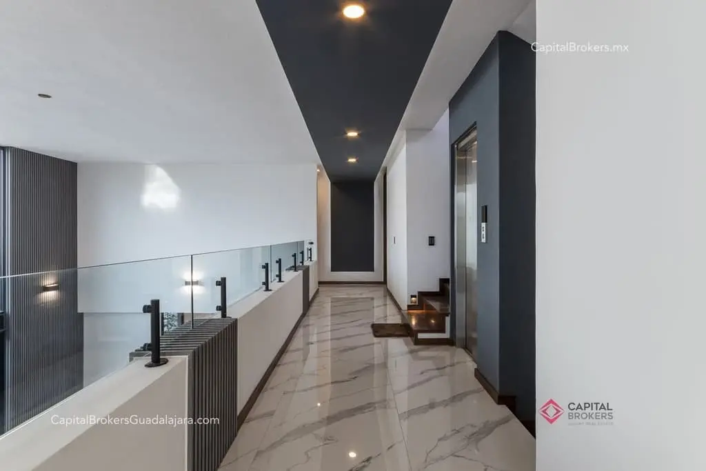 Casa de Lujo Nueva en Puerta del Bosque en Venta — foto 6