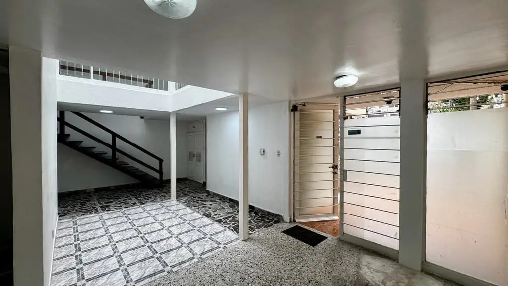 Casa en privada 🏡 LOMAS ESTRELLA 1ra sección✨ | 4 recámaras + estudio | ‼️Amplios espacios y seguridad‼️ — foto 7