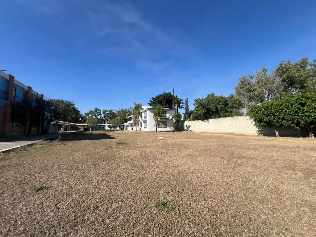 Amplio terreno | Uso mixto | Gran potencial de desarrollo — foto 11