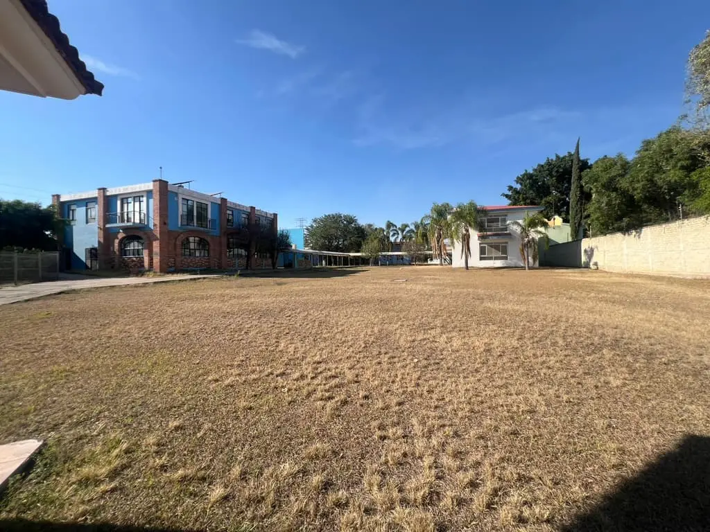 Amplio terreno | Uso mixto | Gran potencial de desarrollo — foto 5