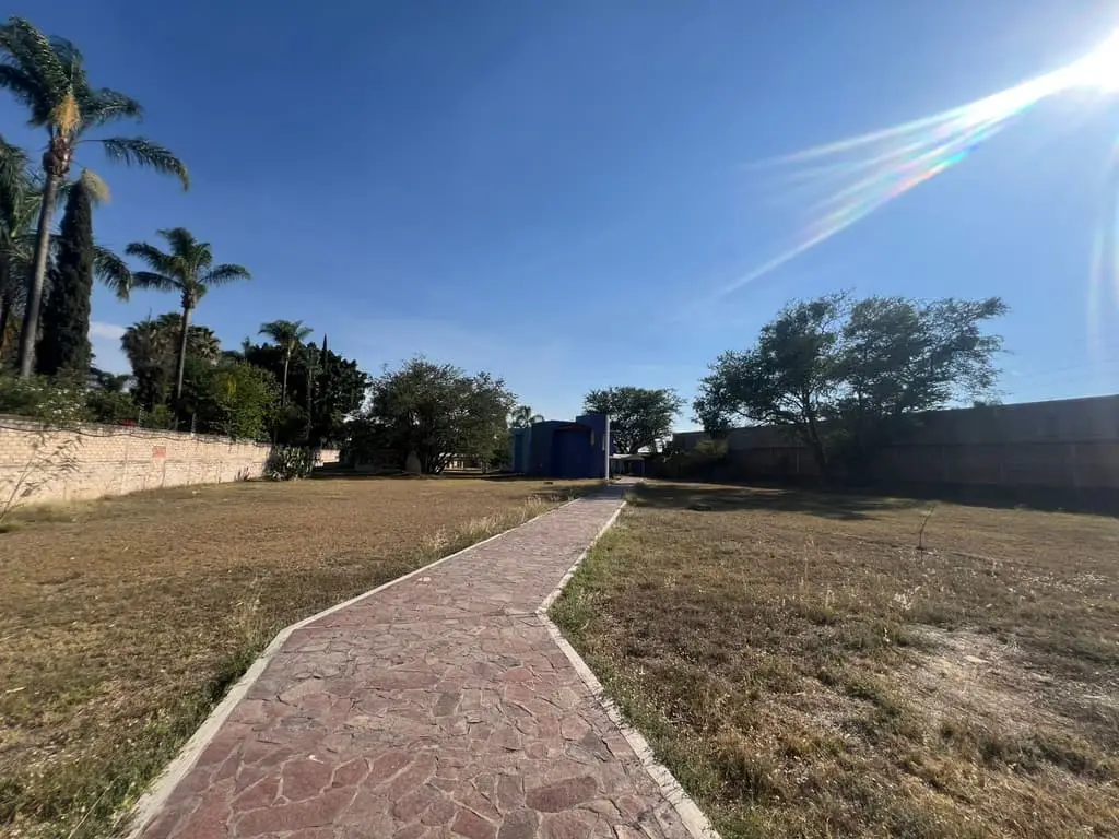 Amplio terreno | Uso mixto | Gran potencial de desarrollo — foto 6
