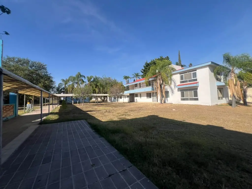 Amplio terreno | Uso mixto | Gran potencial de desarrollo — foto 8