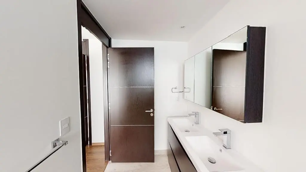 Departamento en renta en Five Bosque Real | 3 recámaras + family room | Terraza | 194 m² — foto 8