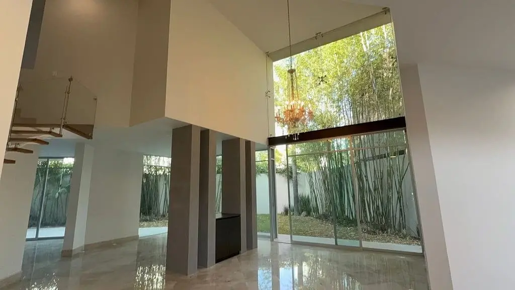 Casa de Lujo en Venta dentro de Coto en Valle Real — foto 4