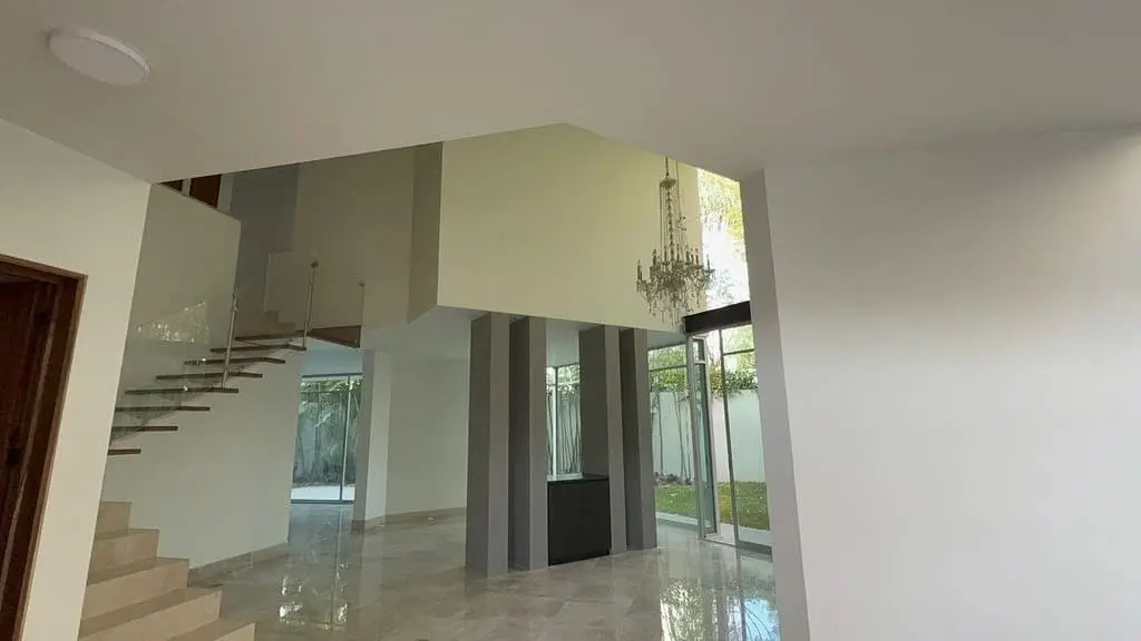 Casa de Lujo en Venta dentro de Coto en Valle Real — foto 5