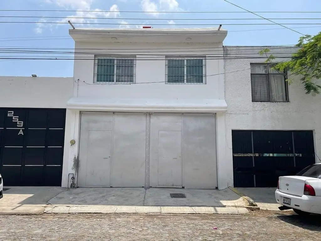 Se vende Casa en El Mante, Zapopan, Jalisco.