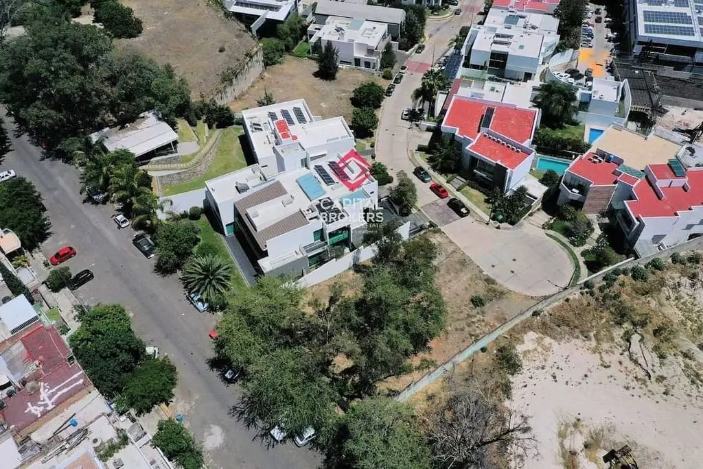 Terreno de Lujo en Venta en Frailes Puerta de Hierro