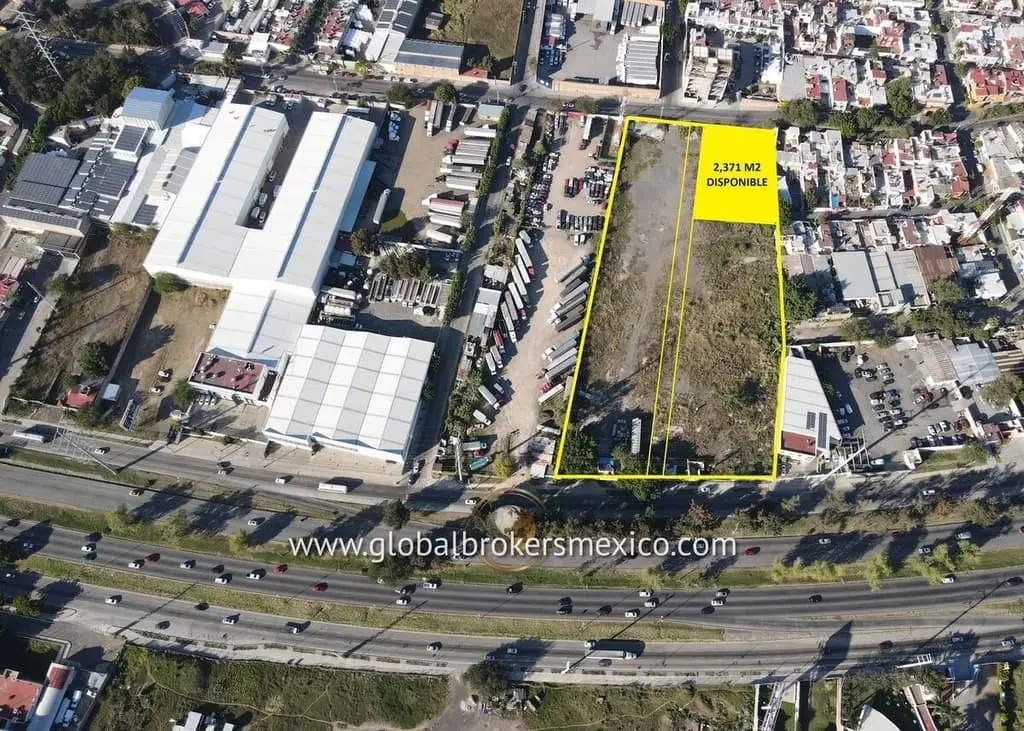 Terreno en Av. Lazaro Cardenas, Cerca de Expo Ganadera, El Alamo, Guadalajara — foto 2