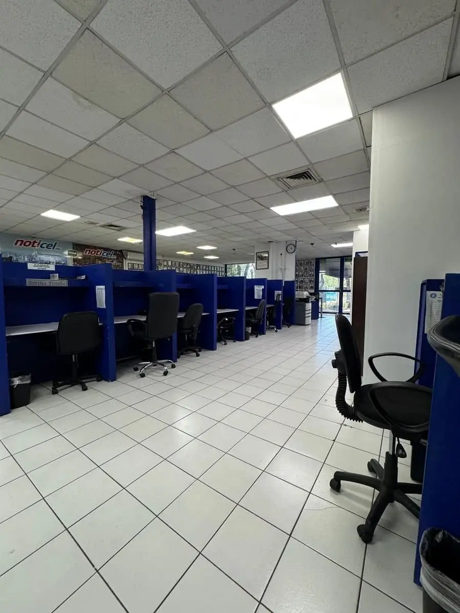 Oficinas en Venta en Las Aguilas, Zapopan — foto 2