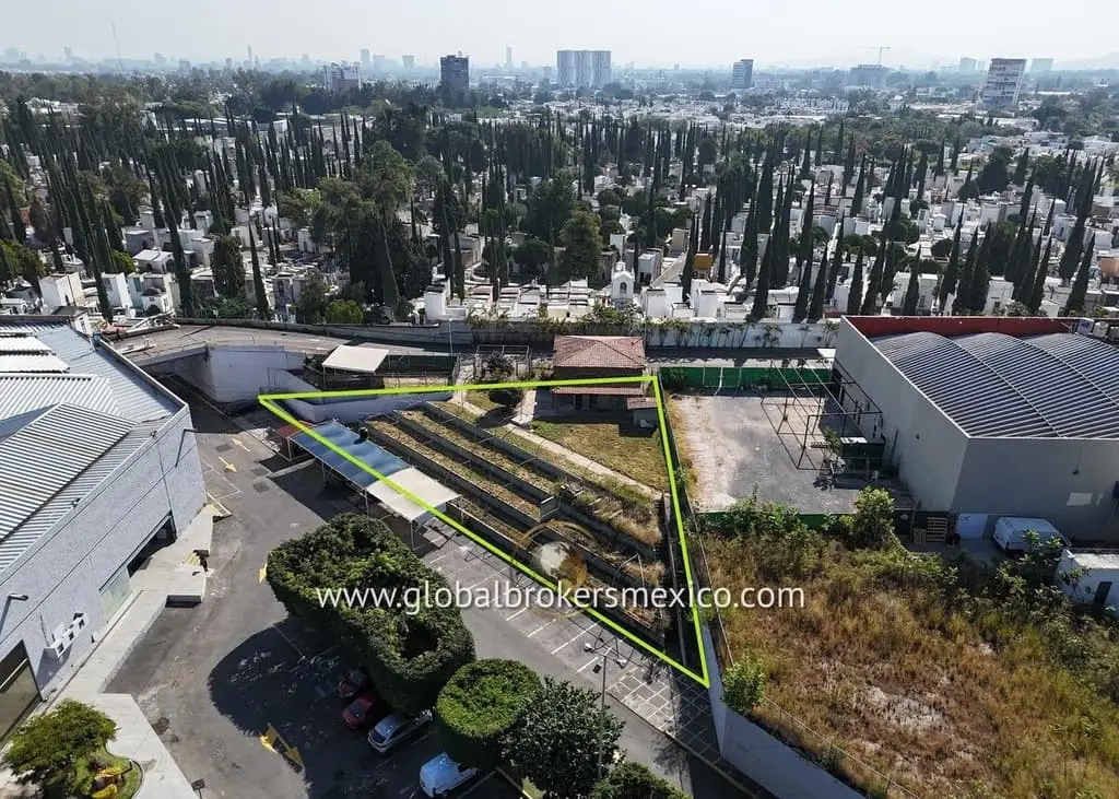 Terreno en Venta, Plaza Concentro, Guadalajara, Ideal para Edificio — foto 2
