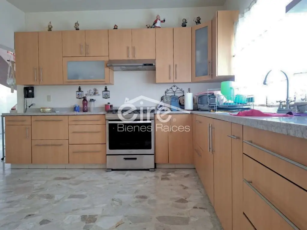 Casa en venta en Prados Providencia, Guadalajara | 3 pisos, 6 habitaciones y terraza con jardín — foto 5