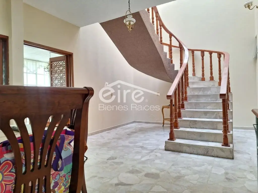 Casa en venta en Prados Providencia, Guadalajara | 3 pisos, 6 habitaciones y terraza con jardín — foto 7