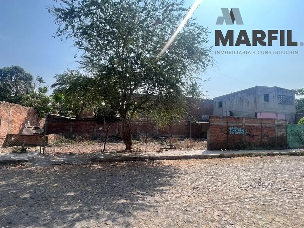 Terreno Céntrico en Moralete Colima en Venta ideal para Negocio Taller Bodega