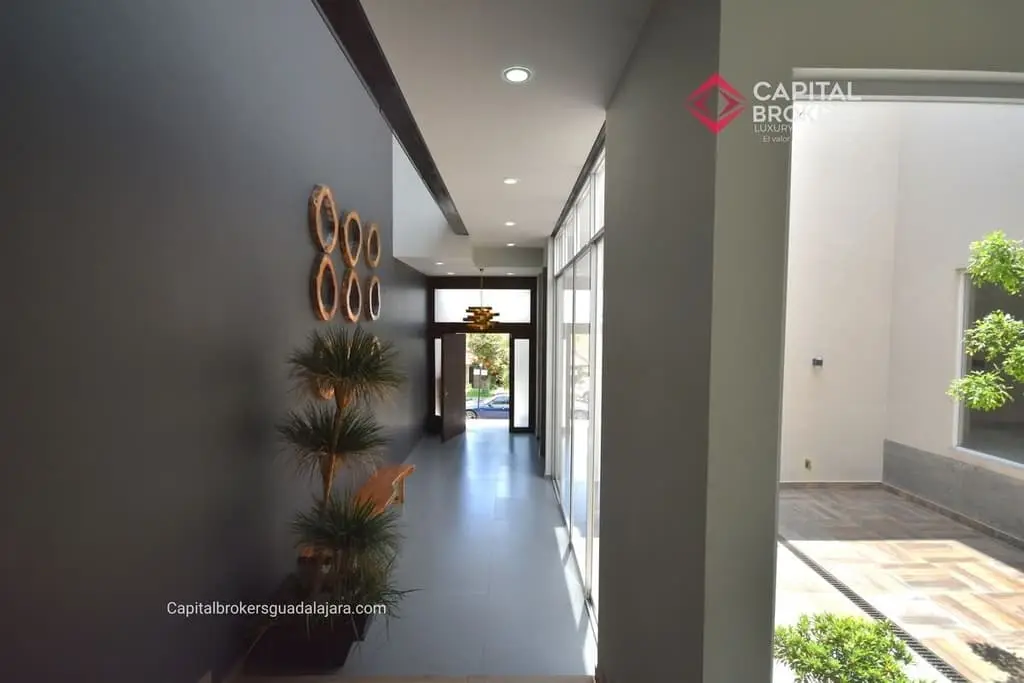 Casa de Lujo en Venta en El Palomar Zona Sur — foto 4