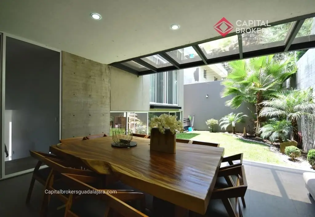 Casa de Lujo en Venta en El Palomar Zona Sur — foto 5