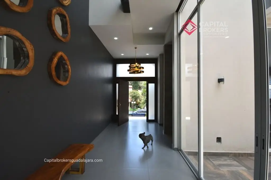 Casa de Lujo en Venta en El Palomar Zona Sur — foto 8