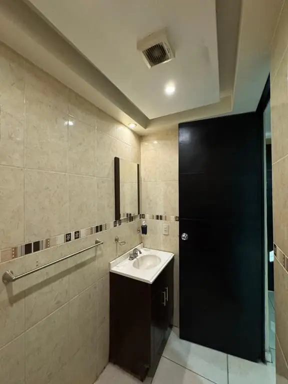 Lomas del Sur Bonita Casa con Ampliacion de 3 Pisos — foto 12
