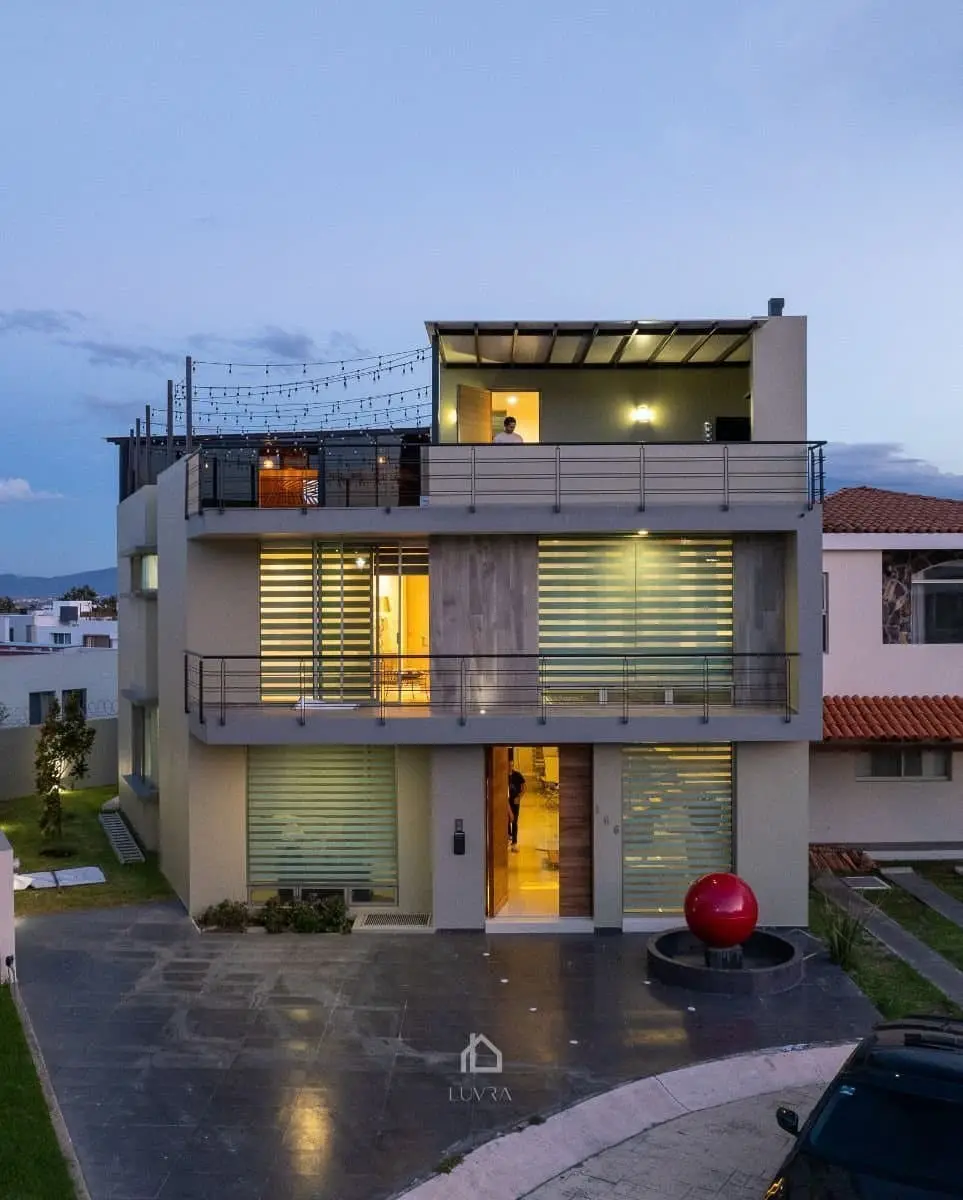 Casa de lujo en provenza residencial