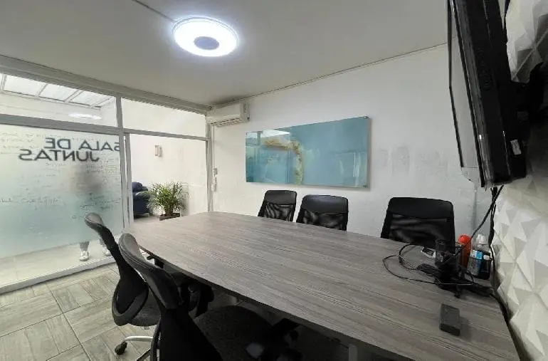 Oficina 6 en Renta Residencial Victoria Guadalajara — foto 3