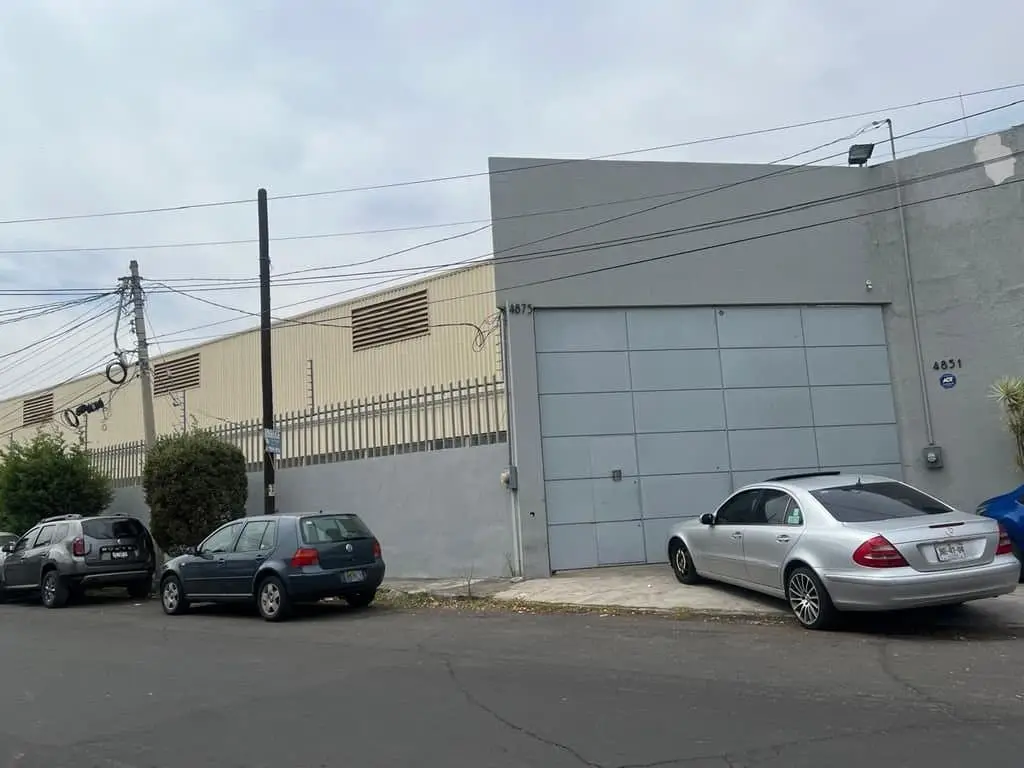 Bodega En Venta En El Colli Urbano — foto 2
