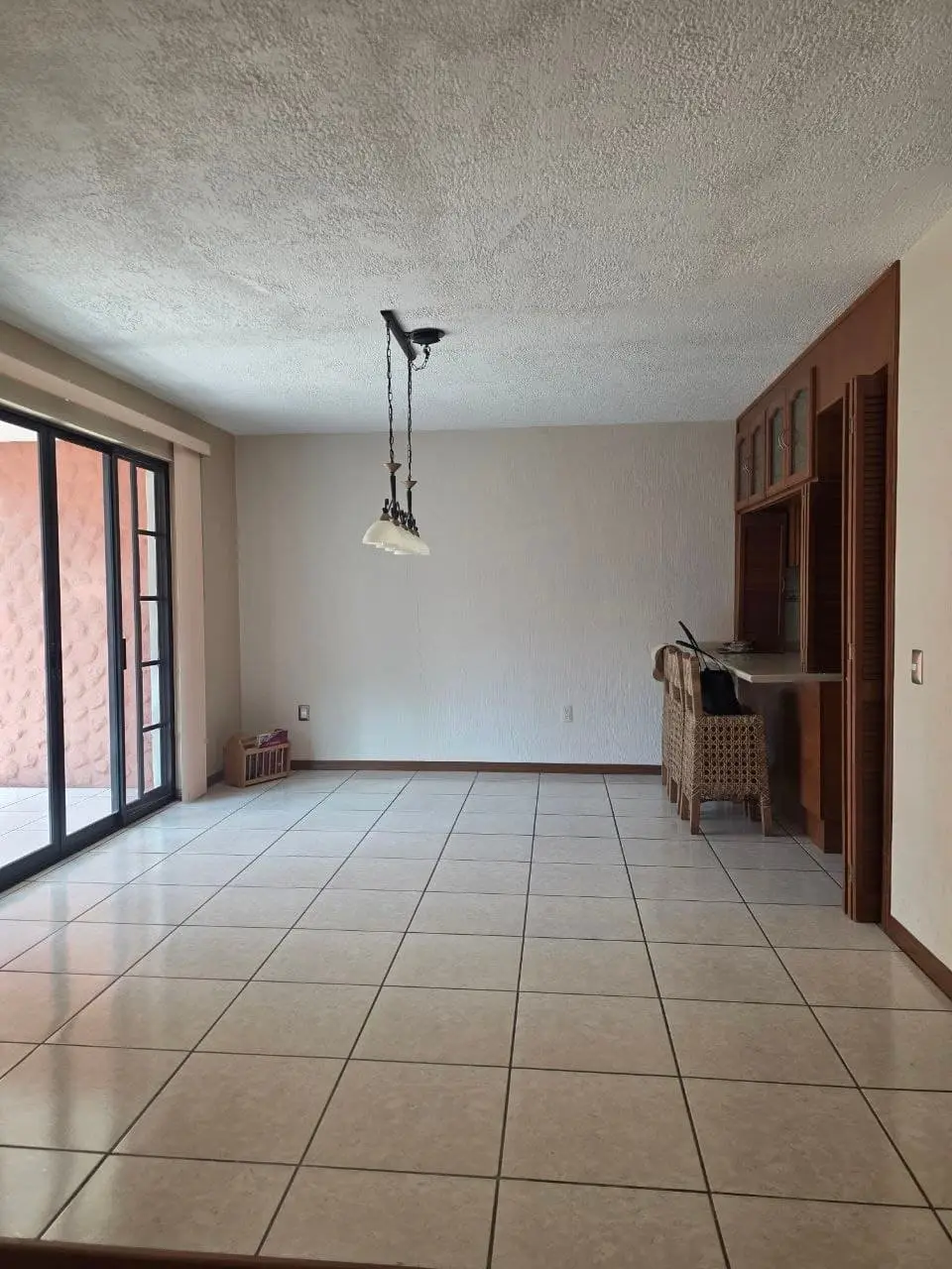 Excelente Casa con 240 m² de Terreno, 3 Recámaras en Venta cerca de Ciudad Bugambilia — foto 4