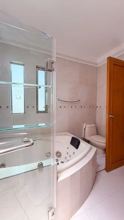 Casa en Renta Amueblada y Venta en Jardín Real, Coto Valle del Rey, Zapopan. — foto 8