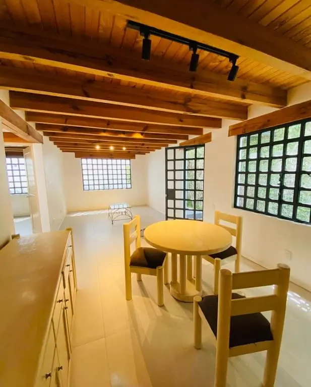 Casa en Venta, 5 Recamaras y Espacio para Otra Casa U Oficina — foto 4