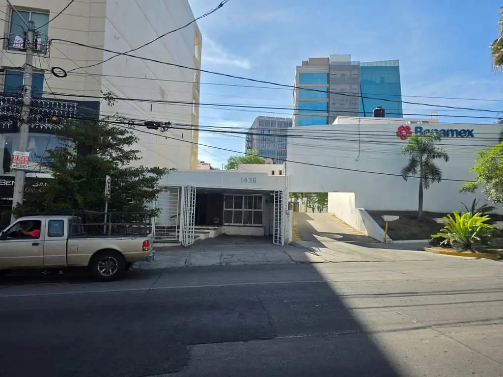 Casa o Oficina en Venta en Providencia, Guadalajara, Jal. — foto 2