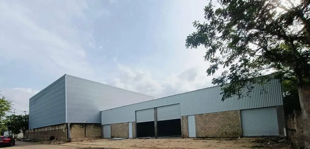 Bodega Comercial en renta en Xmatkuil undefined Recámaras