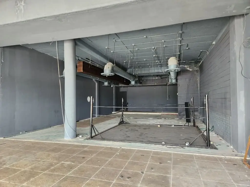 Venta de Local Comercial en Avenida Cámara de comercio