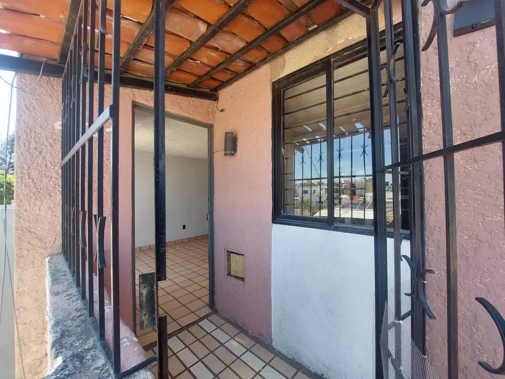 Depto Venta-Paseos del Sol, 2 Habitaciones, 1 Baño, 1 Cochera, a Pasos de Parque. — foto 2