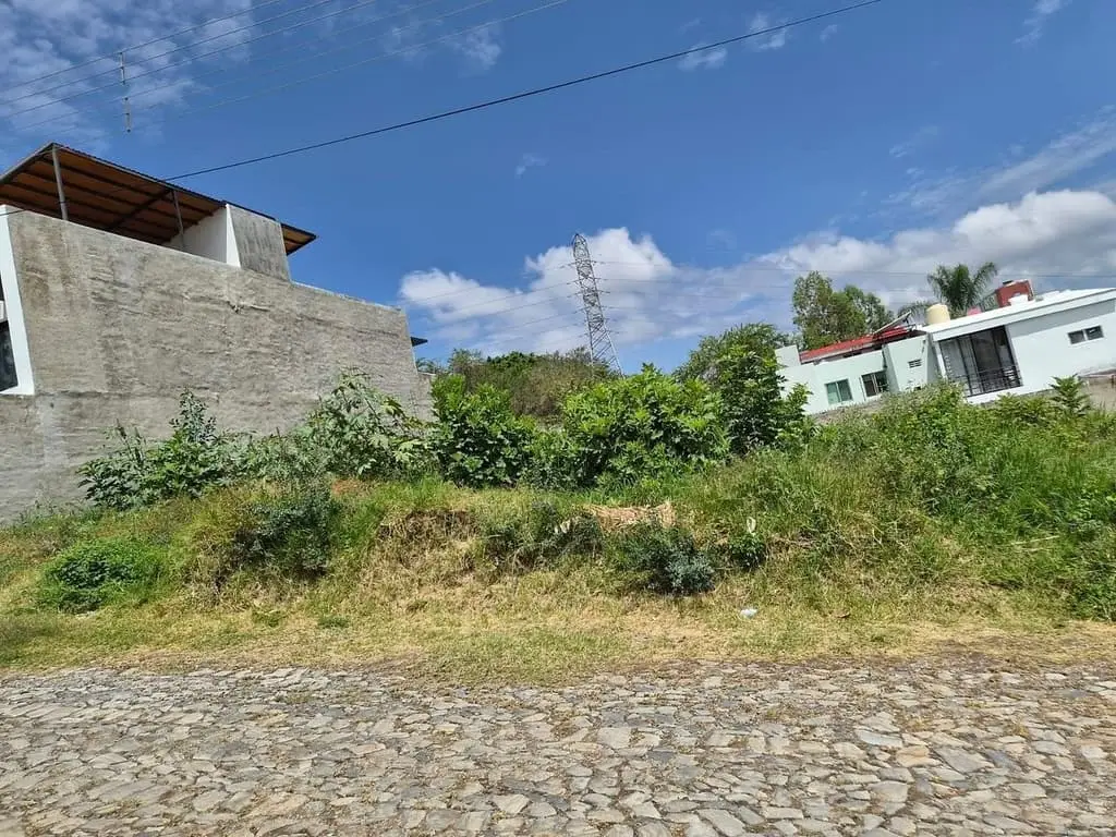 Terreno de Oportunidad | Cuenta con Cimentación
