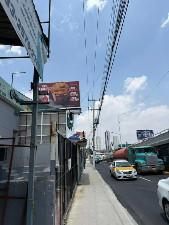 Local Renta Av. Vallarta Zapopan — foto 4