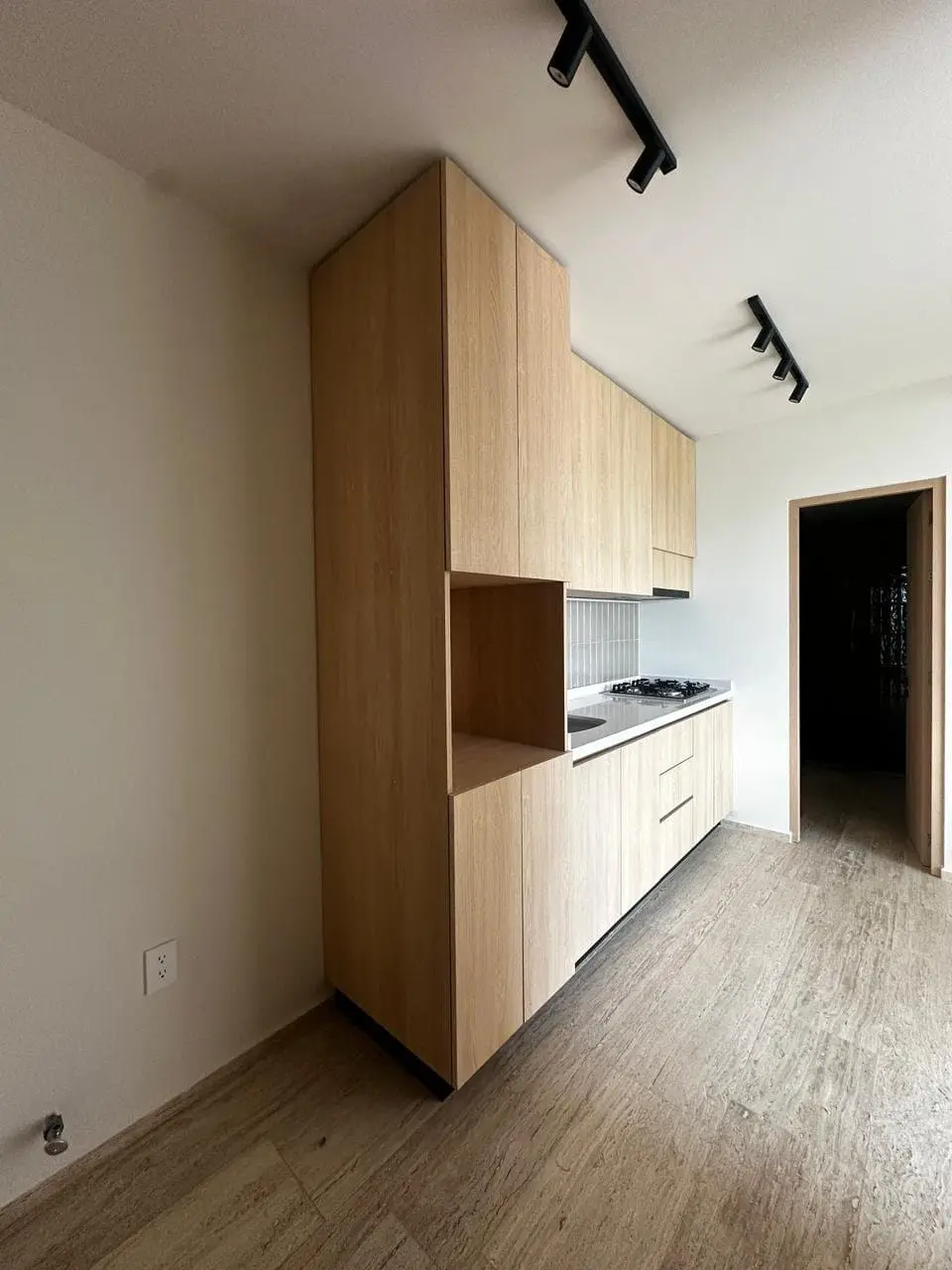 Venta de departamento moderno con 1 habitación y balcón — foto 2