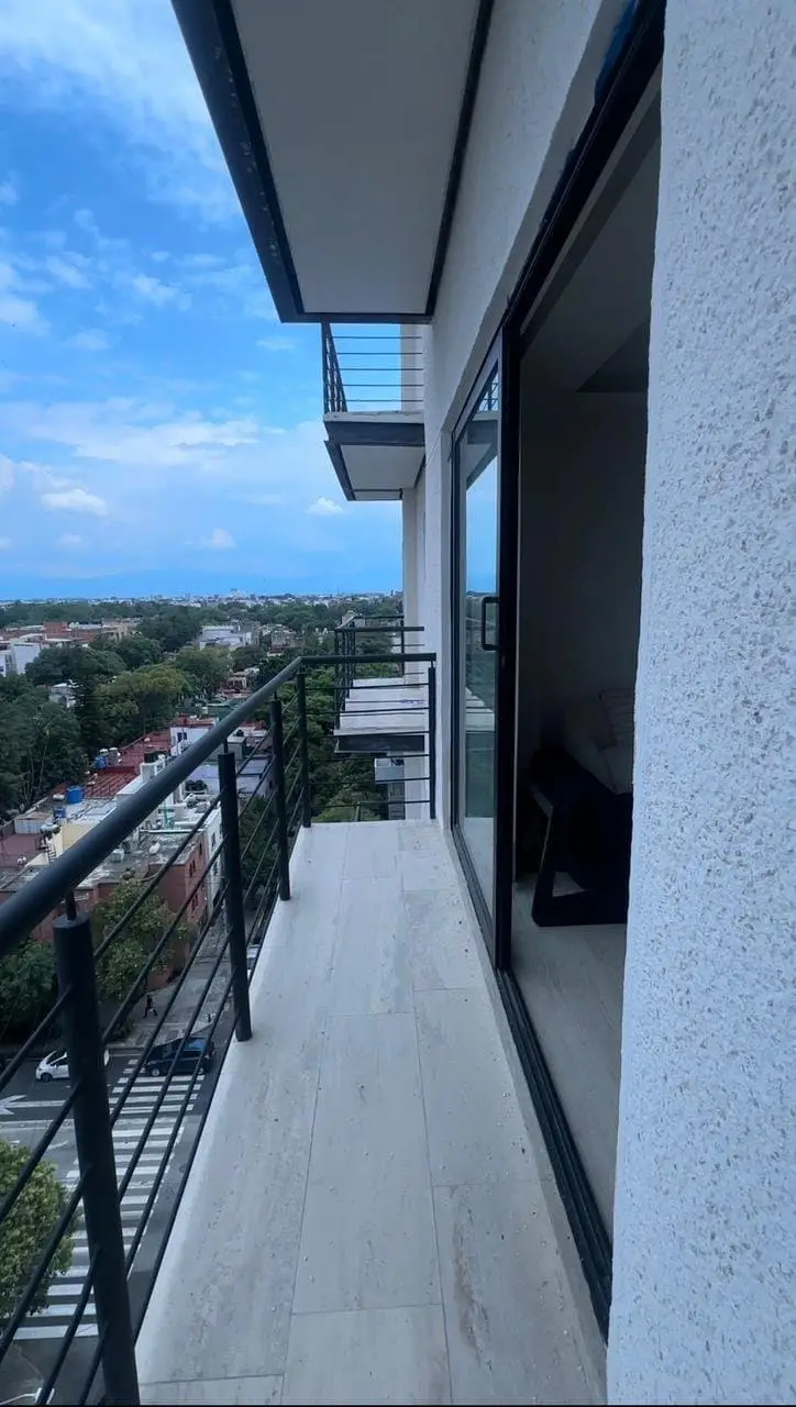 Venta de departamento moderno con 1 habitación y balcón — foto 11