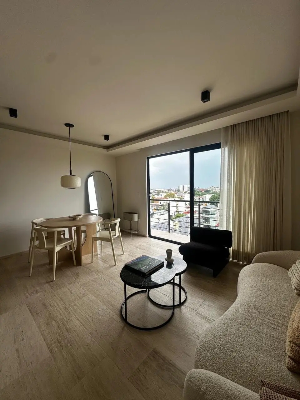 Venta de departamento moderno con 1 habitación y balcón — foto 8