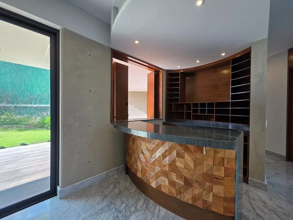 Residencia de Lujo en Esquina Frente a Parque en Venta en Puerta Plata — foto 12