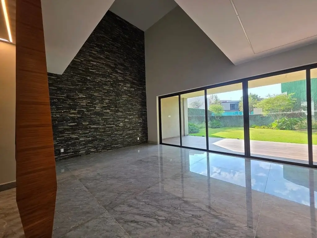 Residencia de Lujo en Esquina Frente a Parque en Venta en Puerta Plata — foto 10