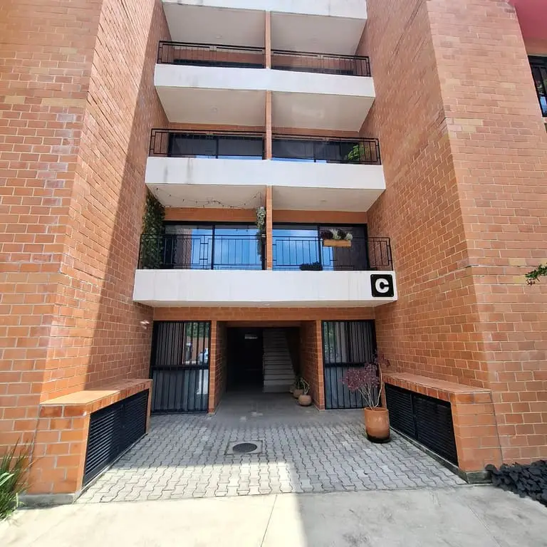 Estupendo departamento a 12 min de Plaza La Perla — foto 2