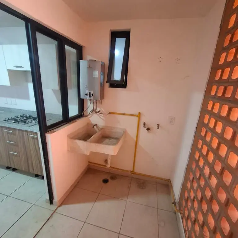 Estupendo departamento a 12 min de Plaza La Perla — foto 8