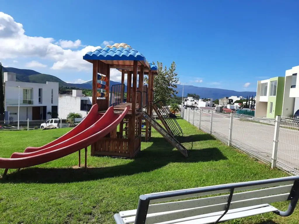 Terreno en Venta de Oportunidad en Senderos Monteverde 169 Coto 4 — foto 6