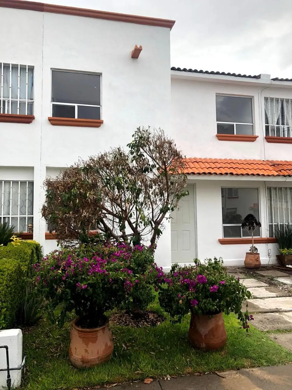 Casa en Fraccionamiento Pirámides, Corregidora – 💰 Genera Ingresos Pasivos — foto 2