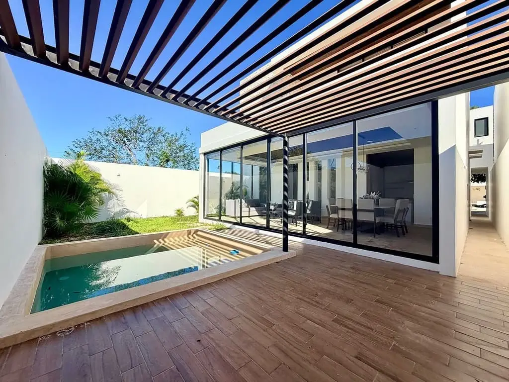 Casa en Venta Completamente Equipada en Temozón Norte, Privada Lenora — foto 2