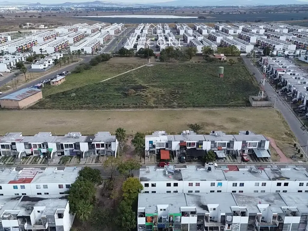 Terreno en Venta en Chulavista, Santa Cruz del Valle, Tlajomulco de Zuñiga — foto 2