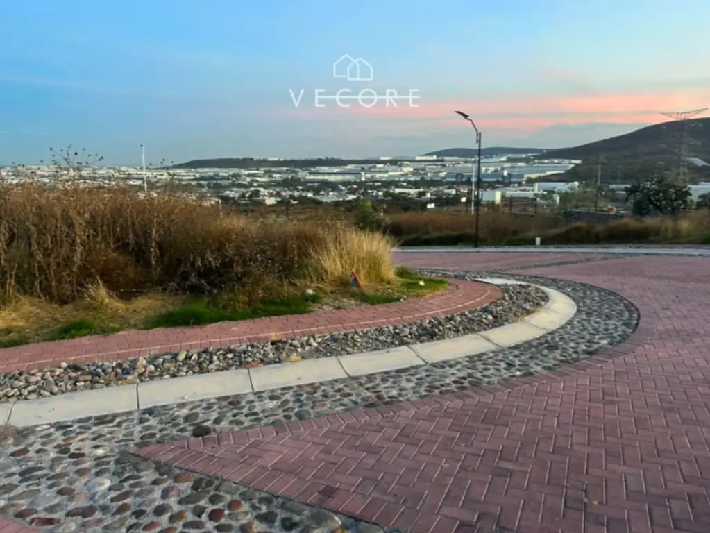 Terreno en Venta en Ciudad Maderas, Queretaro