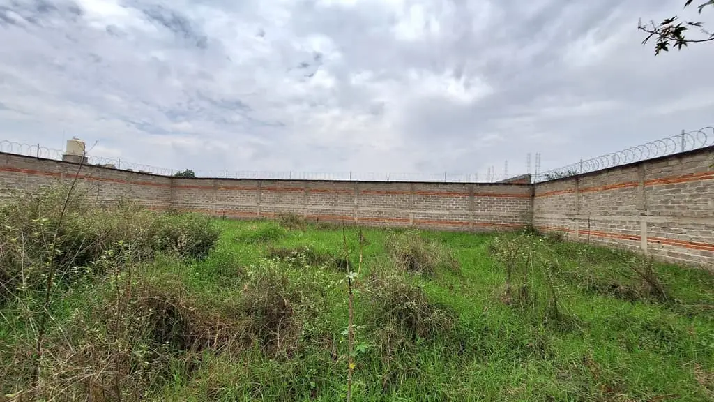 Terreno Bardeado de 441 M2( 21 X21) en Venta(Es Ejidal), en Santa Cruz del Astillero, Municipio de Arenal, Jalisco