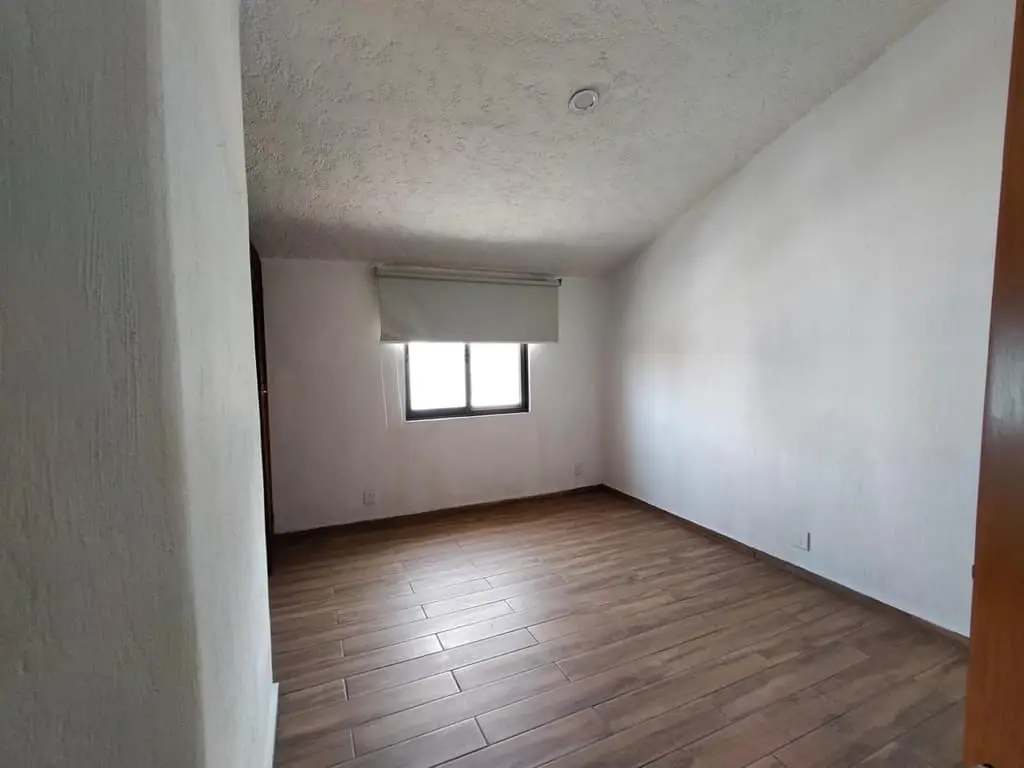 Casa Venta Arcos Guadalupe / Jardines Chapalita / Parque Metropolitano — foto 10