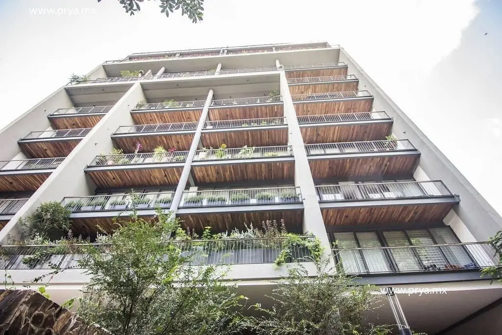 Departamento en venta en Country Club, Guadalajara | 2 recámaras con balcón. — foto 2