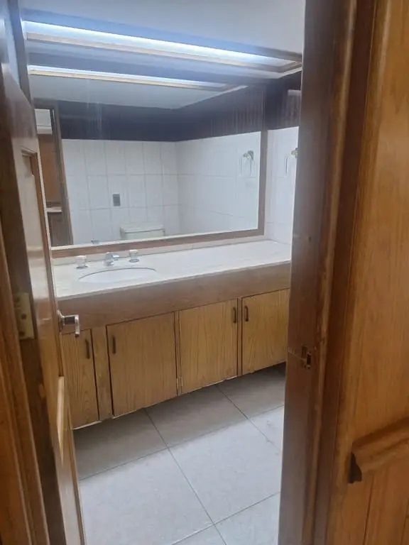 Departamento, Oficina o Estudio en Colonia Americana, Avenida Chapultepec. — foto 6